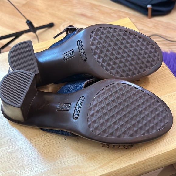 🐾4 for $40 Aerosoles denim and tan woven sandals - Picture 5 of 6